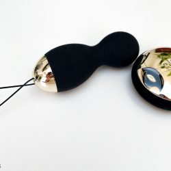 [Toy Review] Whipple Tickle Lelo Hula Beads Black